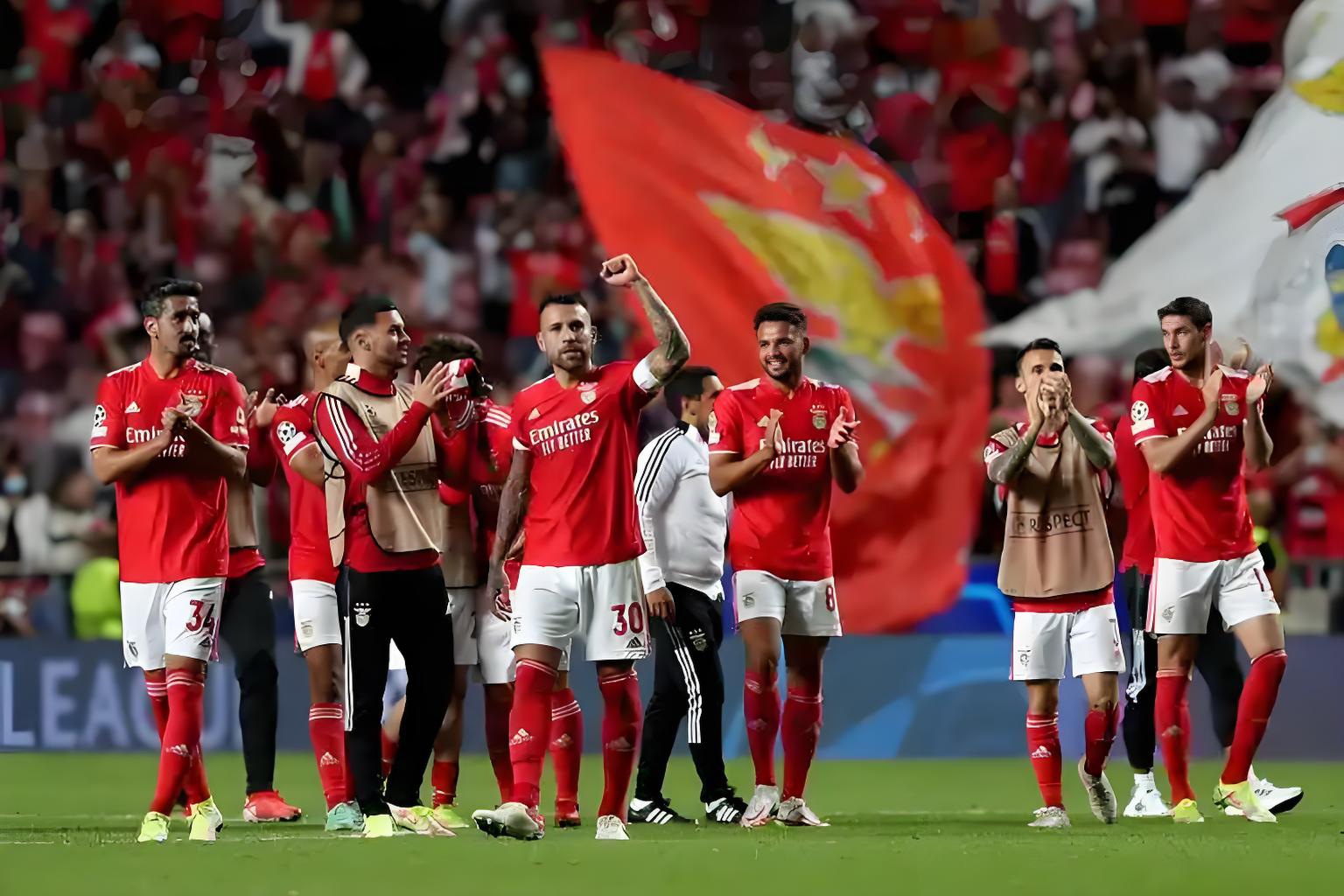 关于清晨葡萄牙体育备战西甲；更衣室发声细节曝光；压力陡增；训练强度明显提升的信息